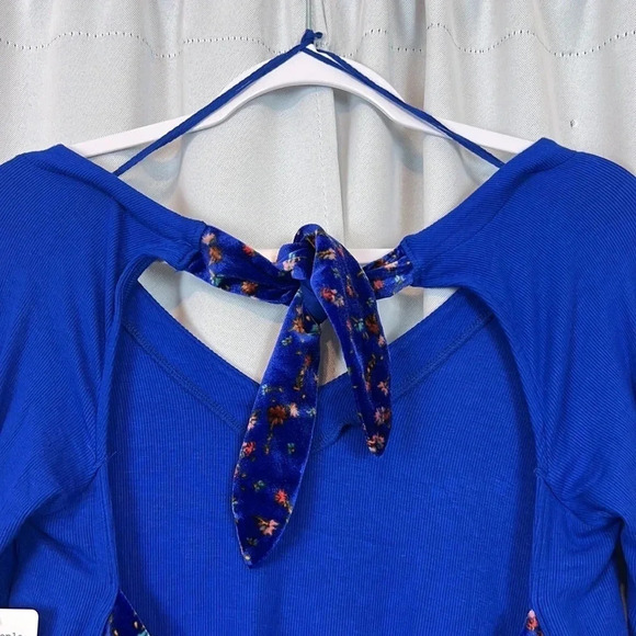 Free People NWT Looking Forward Blue Frame V-Neck Long Sleeve Tie Back Top - Picture 5 of 9